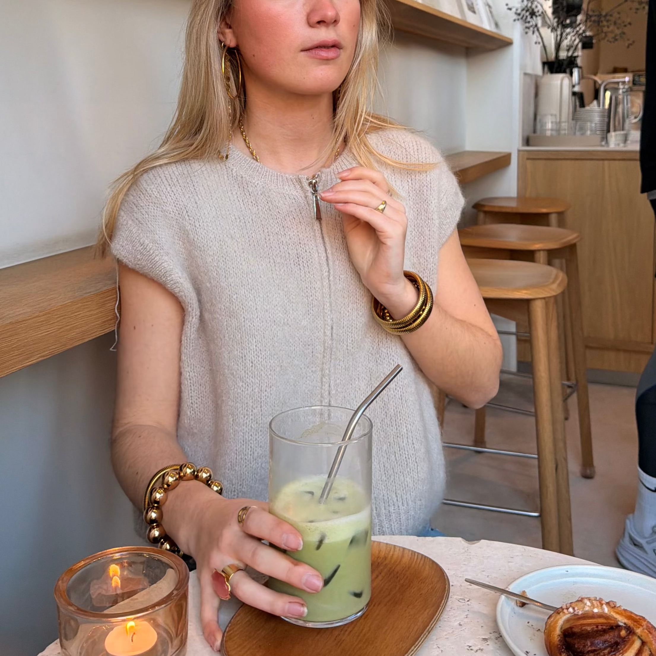 Sweaters & Cardigans